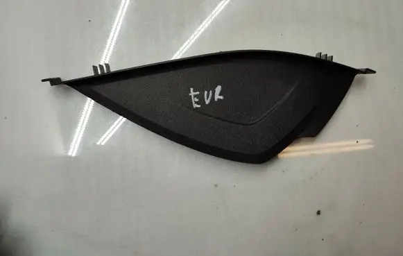 BMW 3 F30 F35 F31 Dashboard side end trim 9218553