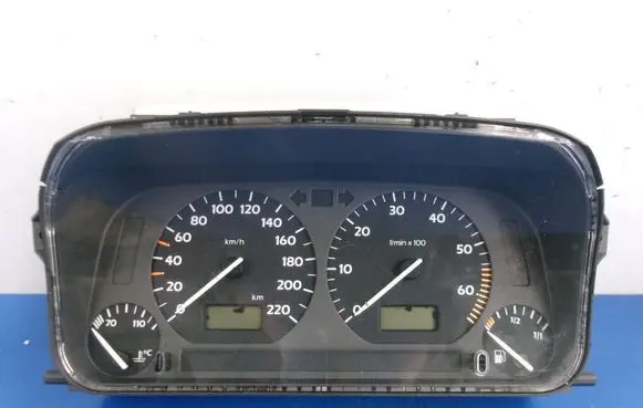 Volkswagen Golf III Speedometer (instrument cluster) 1H0919864J