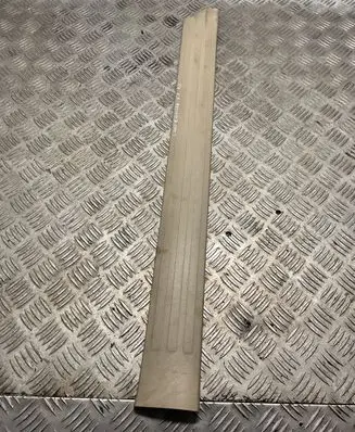 Toyota Land Cruiser (J120) Front sill trim cover