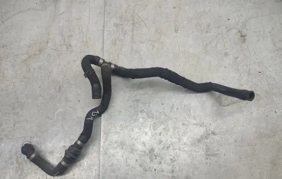 BMW 5 GT F07 Engine coolant pipe/hose