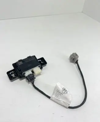 Volkswagen Golf VIII Tailgate/trunk control unit/module 3G0962243D
