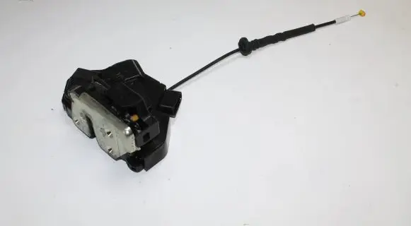 KIA Ceed Front door lock