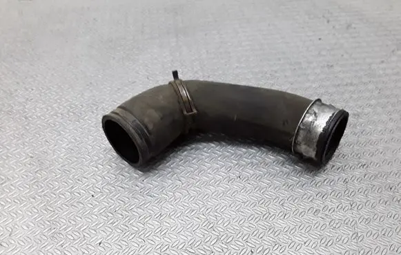 Volkswagen Polo IV 9N3 Intercooler hose/pipe