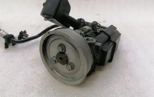 Porsche Boxster 986 Electric power steering pump 99631402004