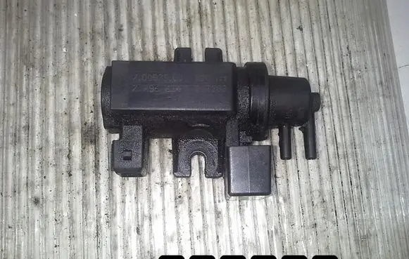 BMW 7 E65 E66 Turbo solenoid valve 70057900