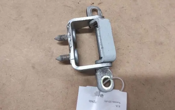 KIA Sorento Tailgate/trunk/boot hinge