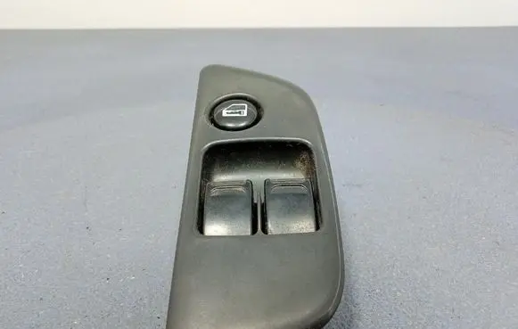 Suzuki Ignis Electric window control switch 517920L
