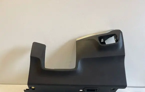 Audi Q2 - Dashboard lower bottom trim panel 81C863075A