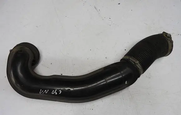Volvo C30 Air intake hose/pipe 76894406 70372147 76894620