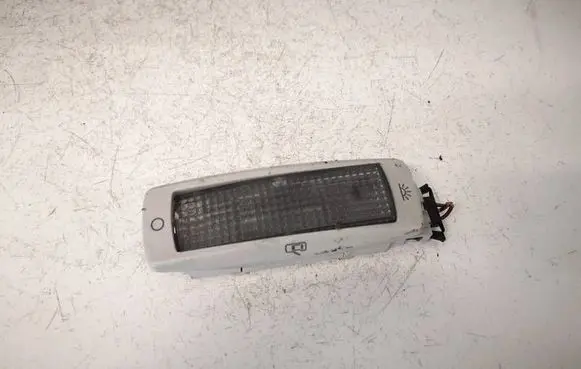 Volkswagen PASSAT B5 Other interior light 3B0947291