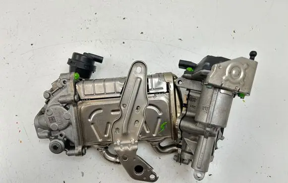 Mercedes-Benz C W204 EGR valve cooler A6541409100