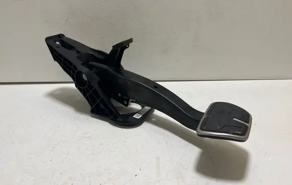BMW i4 Brake pedal 689111801 76564715706