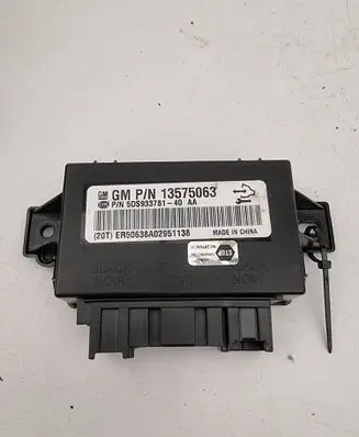 Opel Insignia A Seat control module 13575063