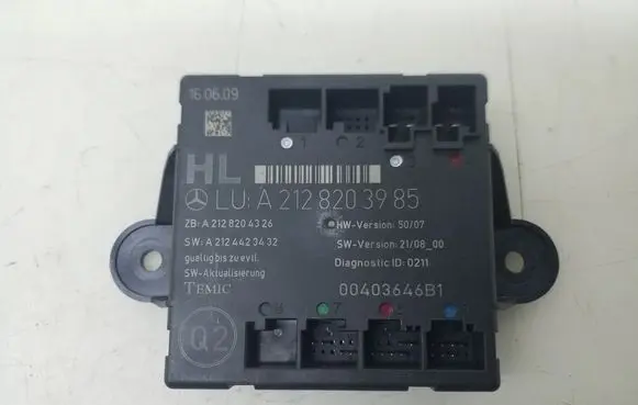 Mercedes-Benz C W204 Door control unit/module A2128203985