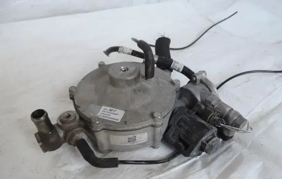 Opel Corsa E Gearbox transfer box case 39168817