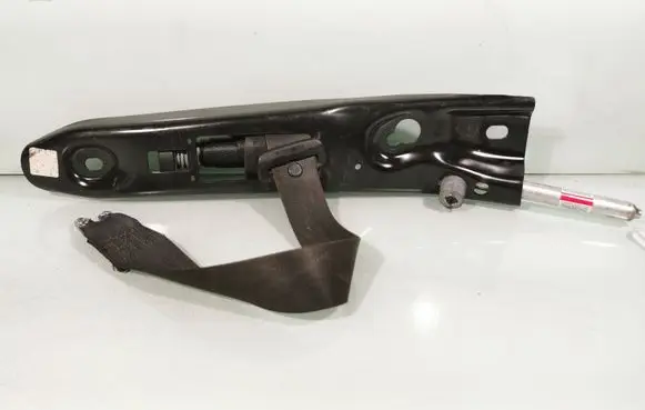 Volvo XC90 Front seatbelt