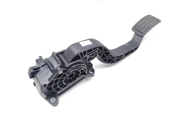 Opel Combo E Accelerator throttle pedal 9674829880