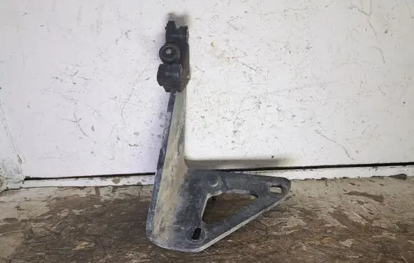 Renault Trafic II (X83) Sliding door lower roller guide/hinge 312012L 312012 65708