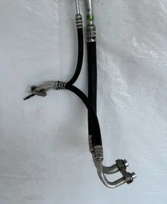 Opel Meriva B Air conditioning (A/C) pipe/hose 13265841