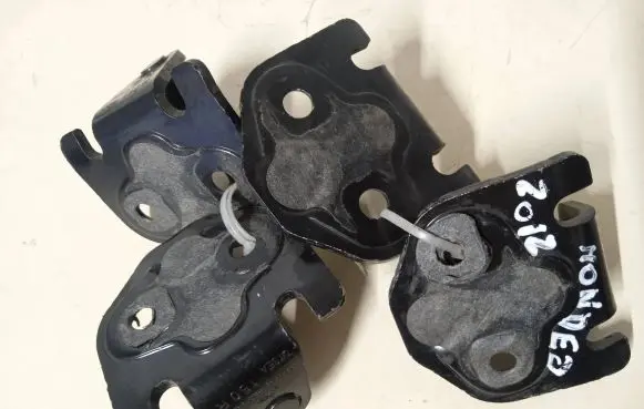 Ford Mondeo MK IV Rear door lock loop/hook striker 6G91R21982FBB