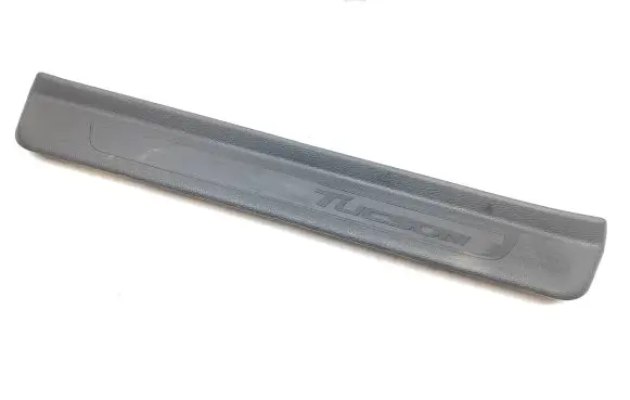 Hyundai Tucson TL Front sill trim cover 85873D7000