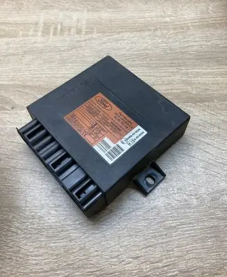 Ford Focus Comfort/convenience module 1S1T15K600CA