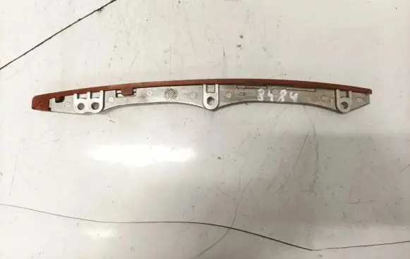 Honda FR-V Slide rail for timing chain 