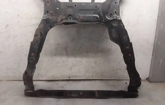 Volvo V70 Front subframe 