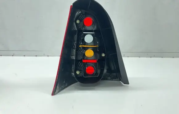 Mercedes-Benz A W168 Rear/tail lights 1688201064R 4C1U556010