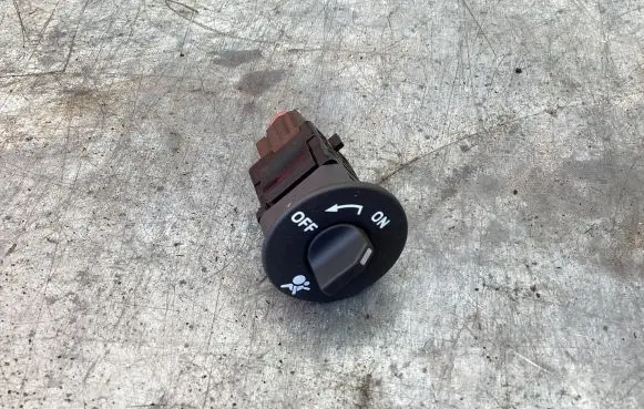 Renault Vel Satis Passenger airbag on/off switch 8200169589C 23170106165