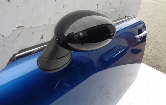 Mini One - Cooper Coupe R56 Front door electric wing mirror