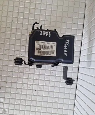 Volkswagen Tiguan ABS Pump 5N0614109Q 54085329H 17166611
