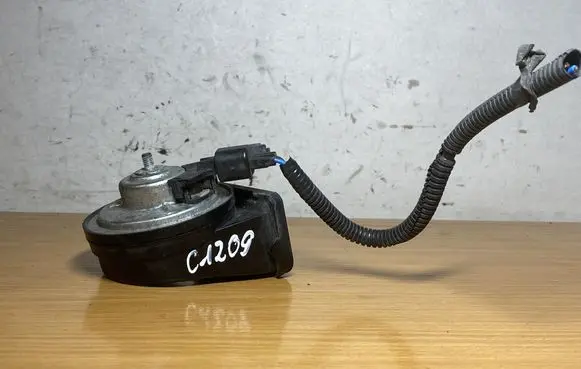 Mercedes-Benz GLA W156 Horn signal A046522002408 C1209