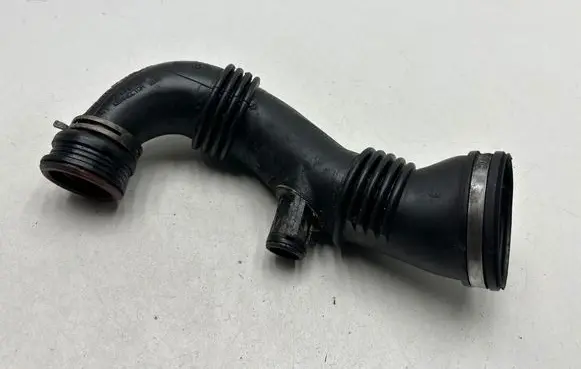 Peugeot 3008 I Intercooler hose/pipe 9687883780