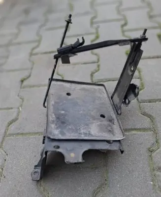 Toyota Yaris Battery box tray YRISIIIAKUMULATORA