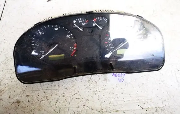 Volkswagen PASSAT B5 Speedometer (instrument cluster) 09051940090 0905-194-0090