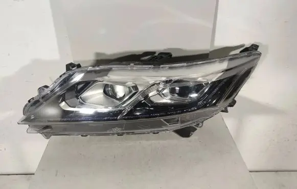 Mitsubishi Eclipse Cross Headlight/headlamp 3892992