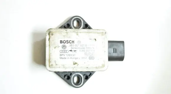 Audi A4 S4 B6 8E 8H ESP acceleration yaw rate sensor 8E0907637B