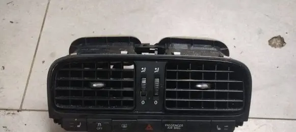 Volkswagen Polo V 6R Dash center air vent grill 6R0819728AK
