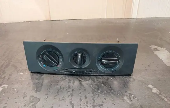 Skoda Fabia Mk1 (6Y) Climate control unit 6Y0820045C