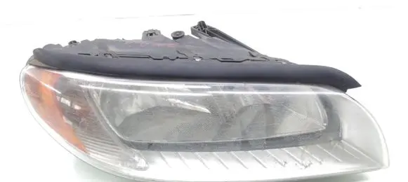 Volvo V70 Headlight/headlamp 31214354