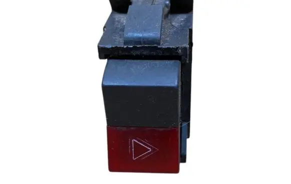Volkswagen Transporter - Caravelle T2 Hazard light switch 171953235