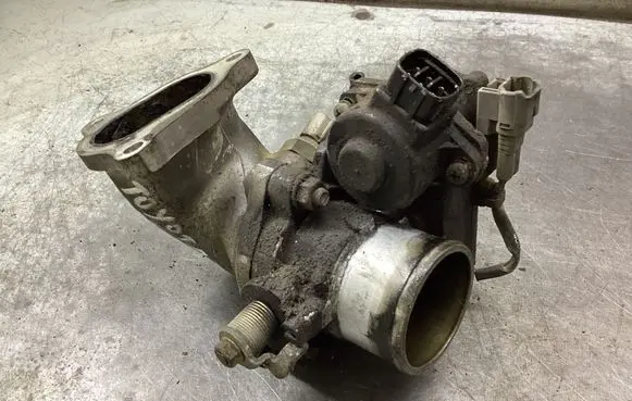 Toyota Corolla Verso AR10 Throttle valve