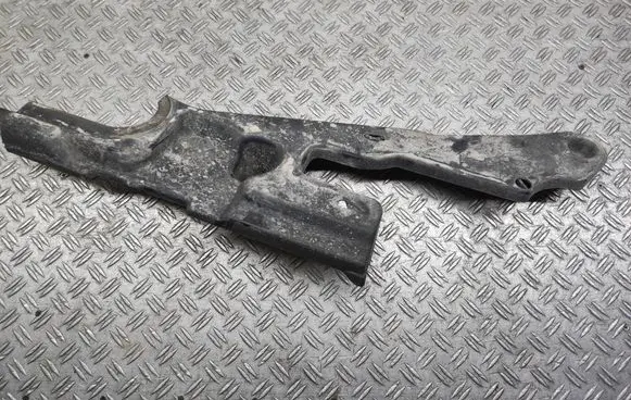 Volkswagen PASSAT B7 Other under body part 3AA825102