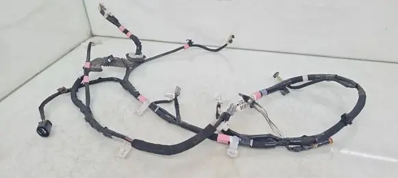 Toyota Prius+ (ZVW40) Tailgate/trunk wiring harness 8218447281