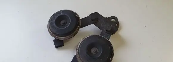 Toyota Avensis T270 Horn signal