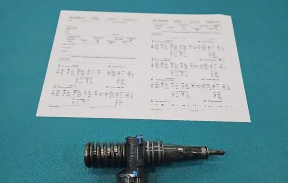 Volkswagen PASSAT B6 Fuel injector 0414720312 IMPRK1454793