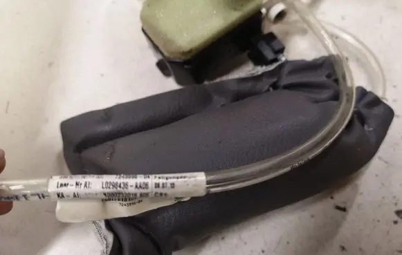BMW 1 F20 F21 Seat airbag 724359604 1000129076