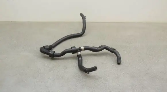 Volkswagen Jetta VI Engine coolant pipe/hose 5K0122101P