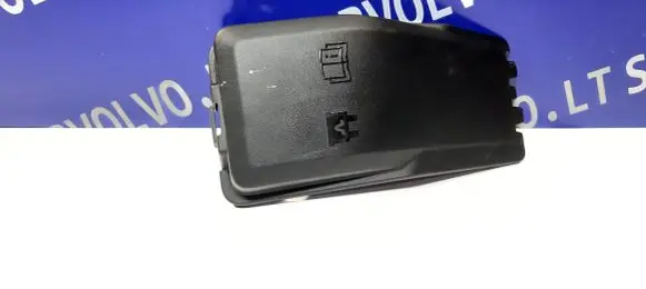 Volvo S80 Fuse box cover 31346538 6G9T14A076L
